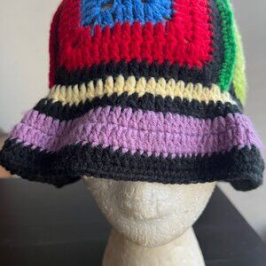 Anthropologie crochet hat.